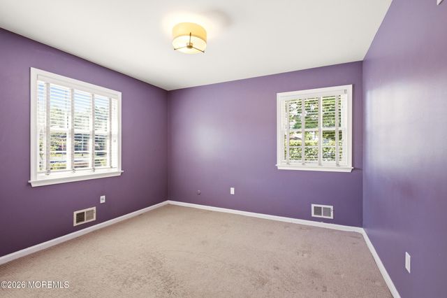 1370 Red Oak Drive, Lakewood, NJ 08701