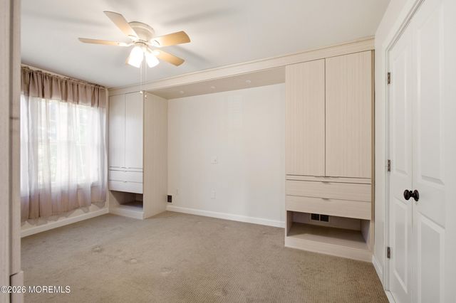 1370 Red Oak Drive, Lakewood, NJ 08701
