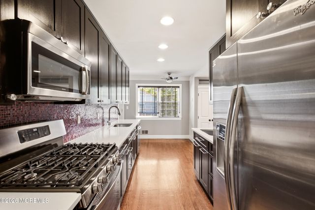 1370 Red Oak Drive, Lakewood, NJ 08701