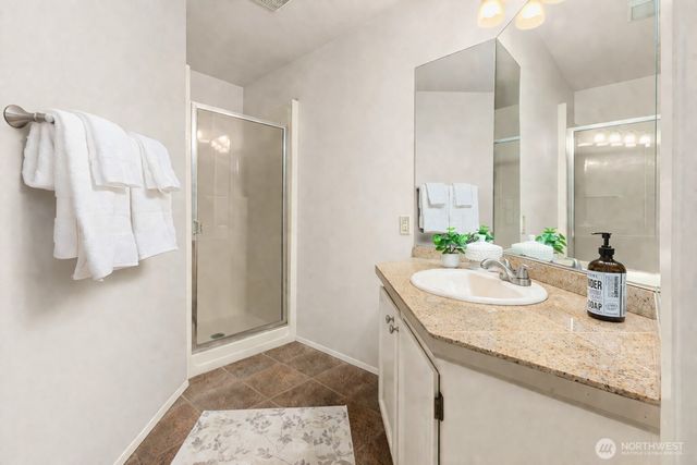 9630 NE 35th Place, Clyde Hill, WA 98004