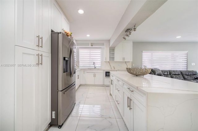 228 W 18th Street, Hialeah, FL 33010