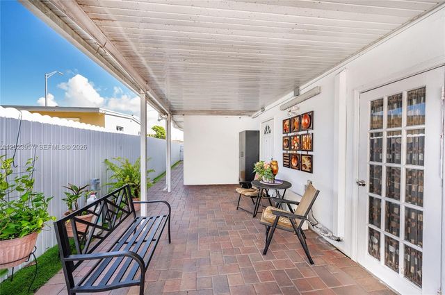 228 W 18th Street, Hialeah, FL 33010