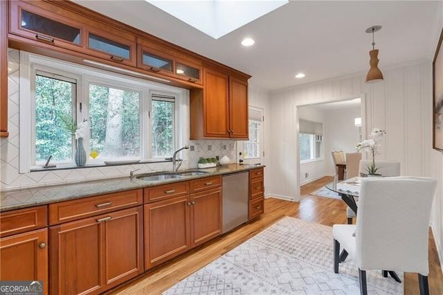 2098 Trailmark Drive, Decatur, GA 30033