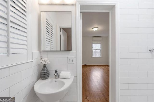 2098 Trailmark Drive, Decatur, GA 30033