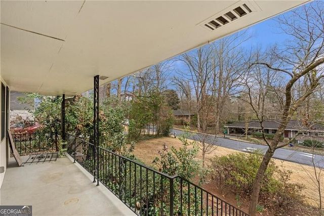 2098 Trailmark Drive, Decatur, GA 30033