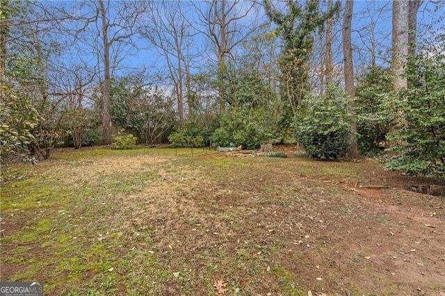 2098 Trailmark Drive, Decatur, GA 30033