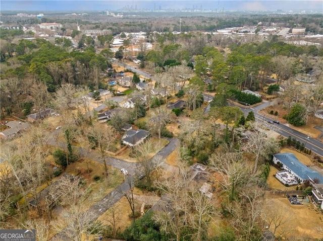 2098 Trailmark Drive, Decatur, GA 30033