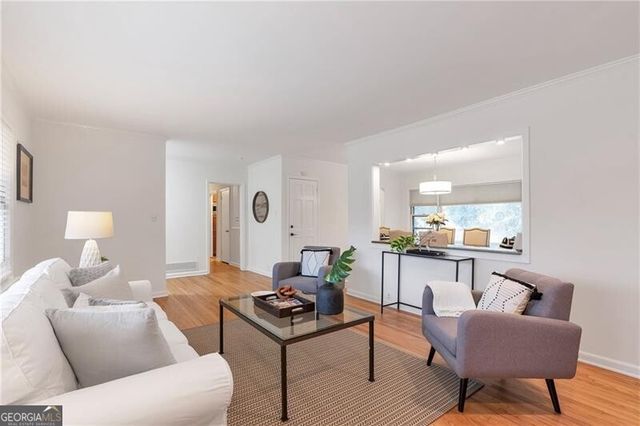 2098 Trailmark Drive, Decatur, GA 30033