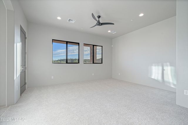 422 E Sun Spring Place, Oro Valley, AZ 85755