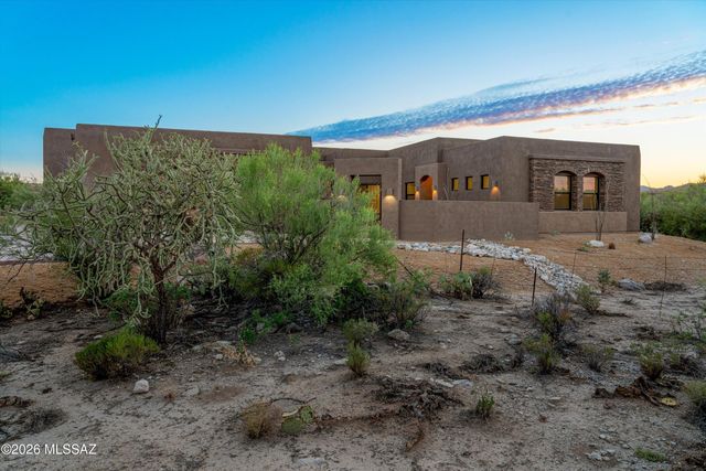 422 E Sun Spring Place, Oro Valley, AZ 85755