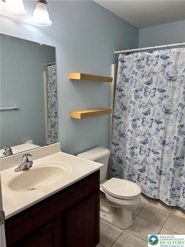 258 Milkweed Drive, Upper Macungie Twp, PA 18104