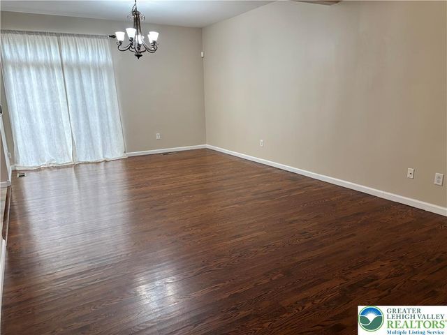 258 Milkweed Drive, Upper Macungie Twp, PA 18104