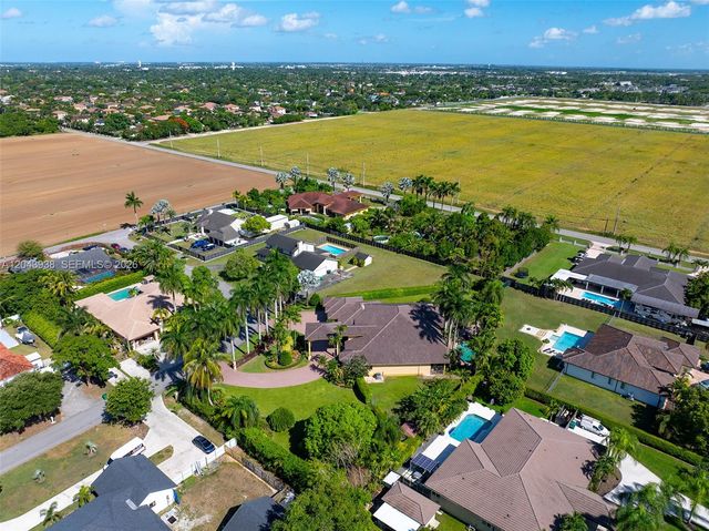 29482 SW 193rd Court, Homestead, FL 33030