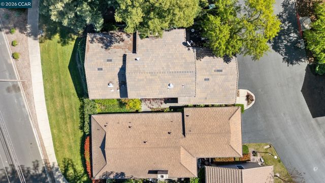 90 Rolling Green Cir, Pleasant Hill, CA 94523