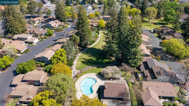 90 Rolling Green Cir, Pleasant Hill, CA 94523