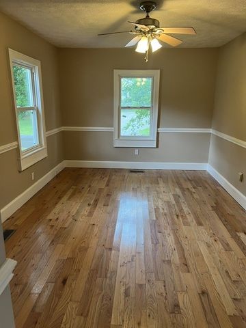 1 Central Ave, Tullahoma, TN 37388