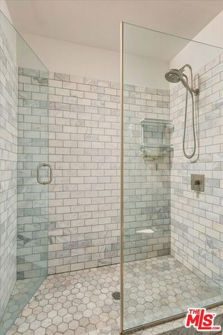 2299 Gloaming Way, Beverly Hills, CA 90210