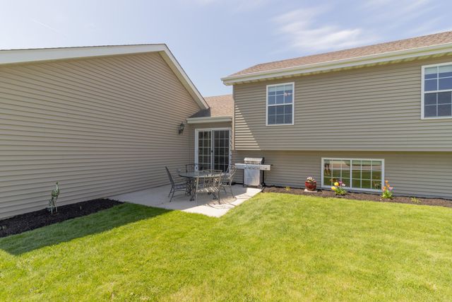 5510 Malibu Drive, Lowell, IN 46356