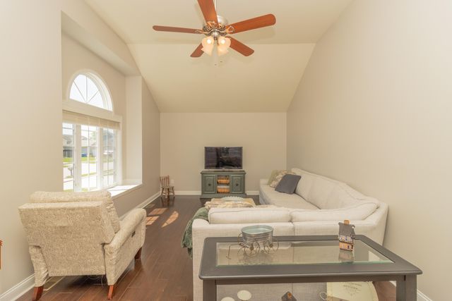 5510 Malibu Drive, Lowell, IN 46356