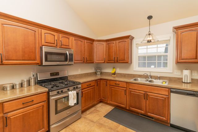 5510 Malibu Drive, Lowell, IN 46356