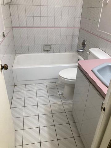 2820 Tennis Club Drive 401, West Palm Beach, FL 33417