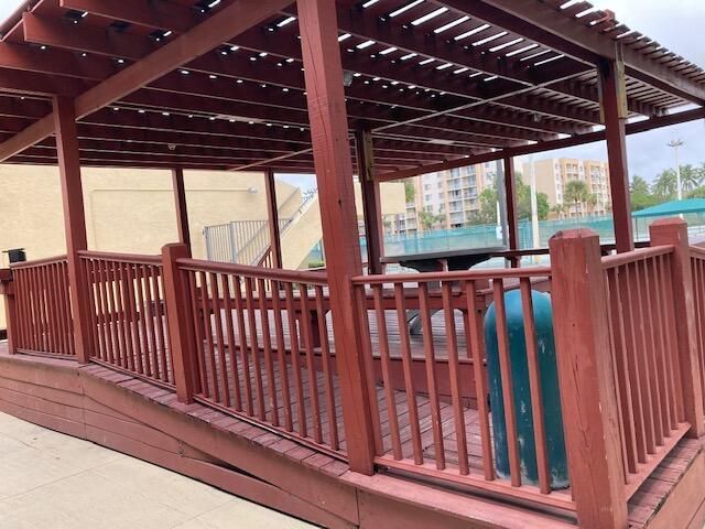 2820 Tennis Club Drive 401, West Palm Beach, FL 33417