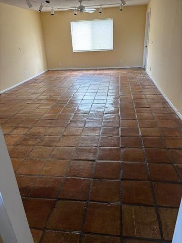 2820 Tennis Club Drive 401, West Palm Beach, FL 33417