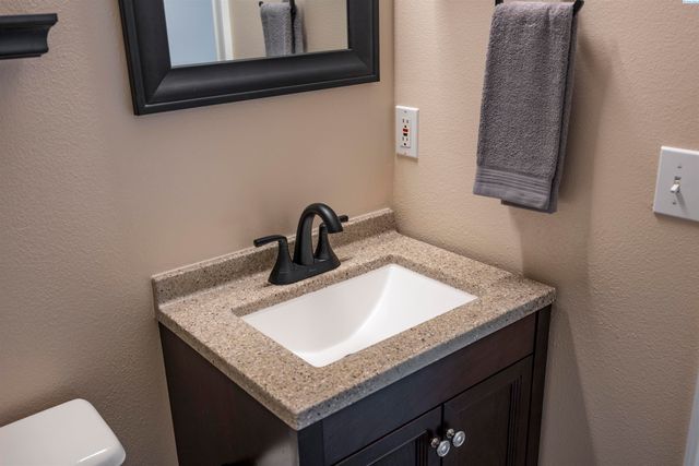 312 Wenas Ct, Richland, WA 99352