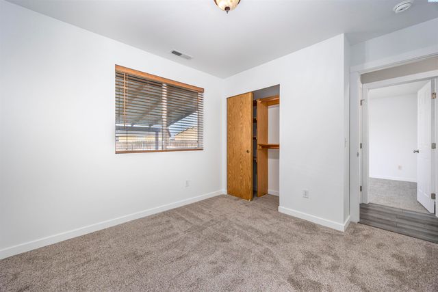 312 Wenas Ct, Richland, WA 99352