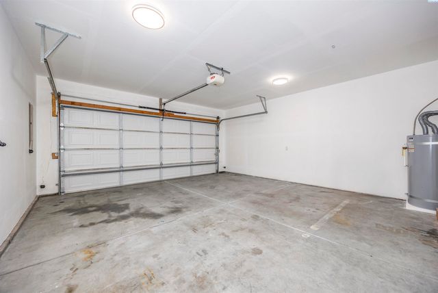 312 Wenas Ct, Richland, WA 99352