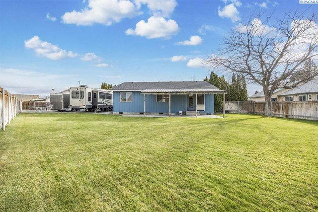 312 Wenas Ct, Richland, WA 99352