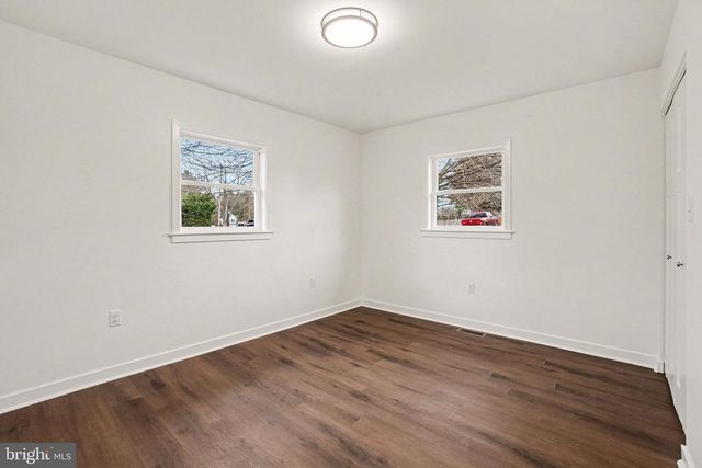 6216 LOCUST ST, Harrisburg, PA 17112