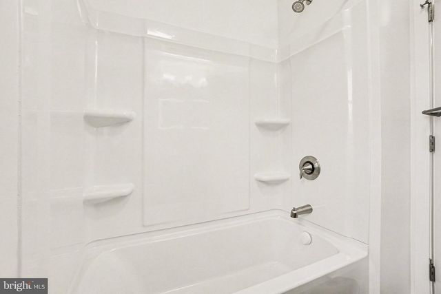 6216 LOCUST ST, Harrisburg, PA 17112