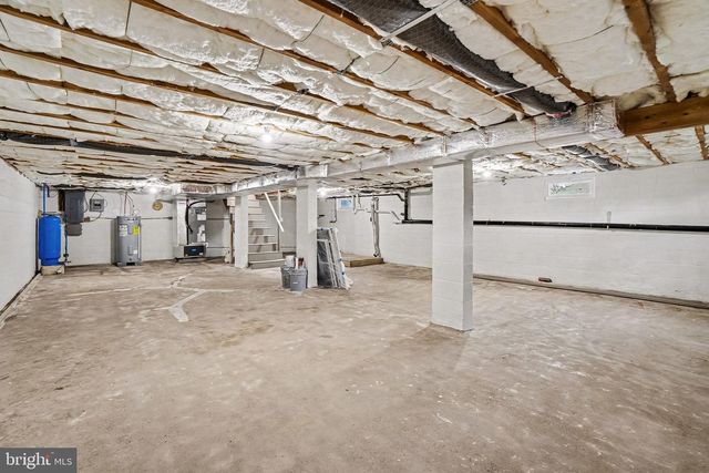 6216 LOCUST ST, Harrisburg, PA 17112