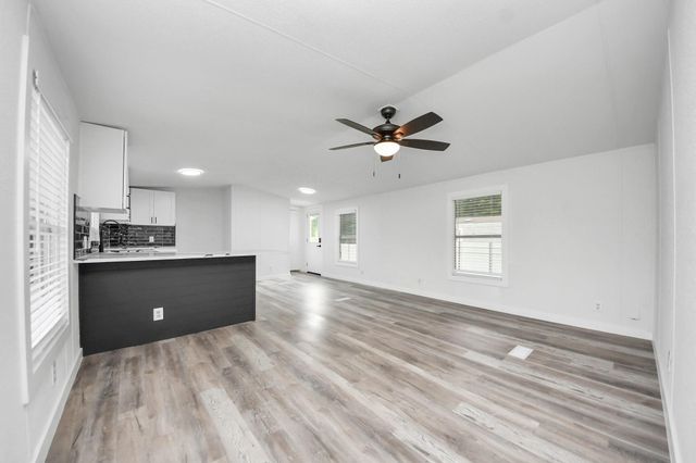 2134 County Road 5017, Cleveland, TX 77327