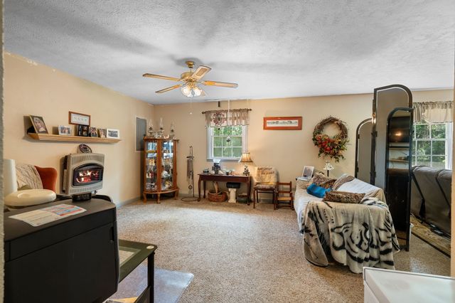 3509 Huntland Dr, Whites Creek, TN 37189