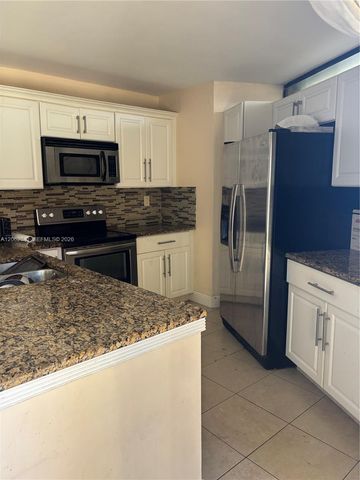 8353 Trent Ct A, Boca Raton, FL 33433