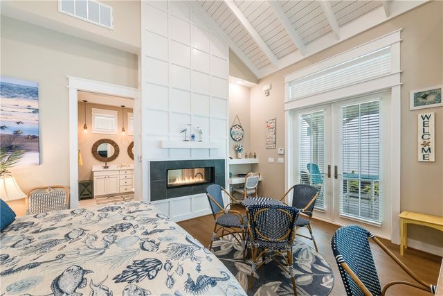 600 Center Square North 21, Port Aransas, TX 78373