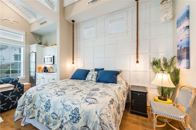 600 Center Square North 21, Port Aransas, TX 78373
