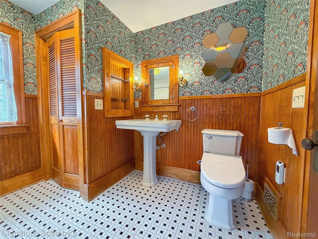 2509 W Liberty Street, Ann Arbor, MI 48103