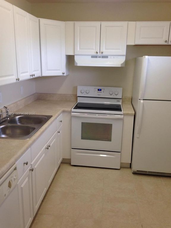 7561 NW 16th St 2310, Plantation, FL 33313