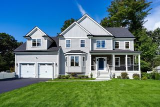 233 Fox Hill Rd, Burlington, MA 01803