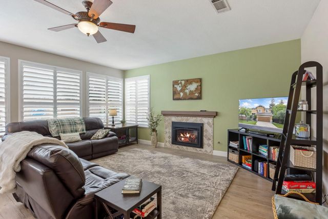 3755 Canyonlands Rd, Stockton, CA 95209