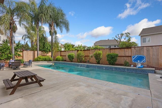 3755 Canyonlands Rd, Stockton, CA 95209