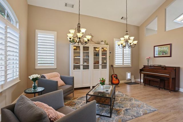 3755 Canyonlands Rd, Stockton, CA 95209