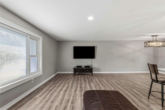 550 S Estes Street, Lakewood, CO 80226
