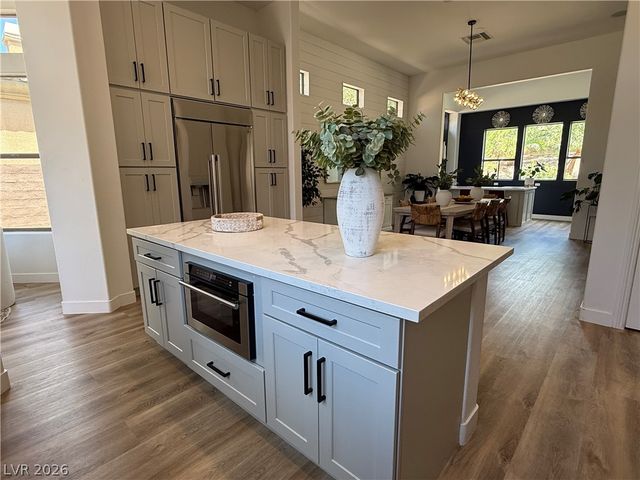 7 Canoa Hills Drive, Henderson, NV 89052