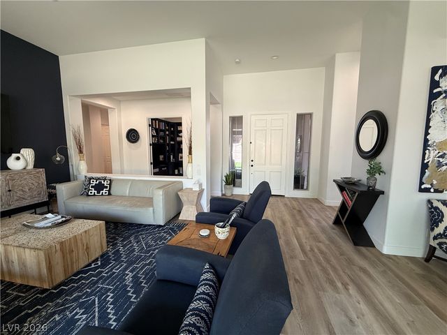 7 Canoa Hills Drive, Henderson, NV 89052
