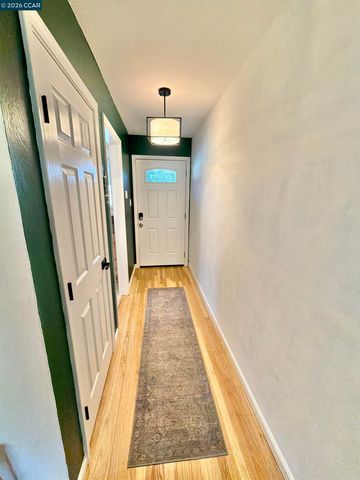 14 Bristol Ct, Pleasant Hill, CA 94523