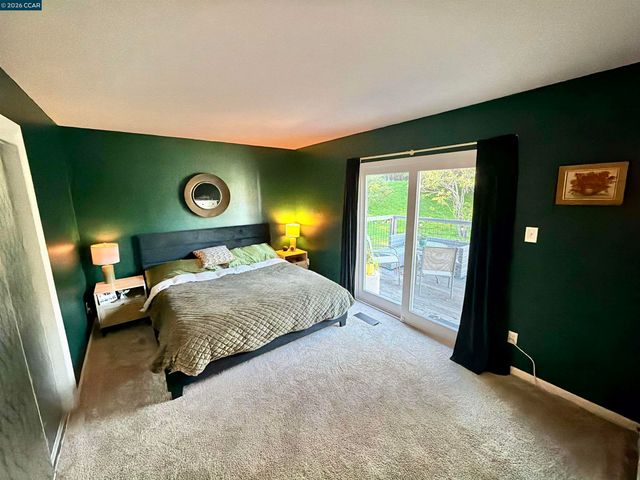 14 Bristol Ct, Pleasant Hill, CA 94523